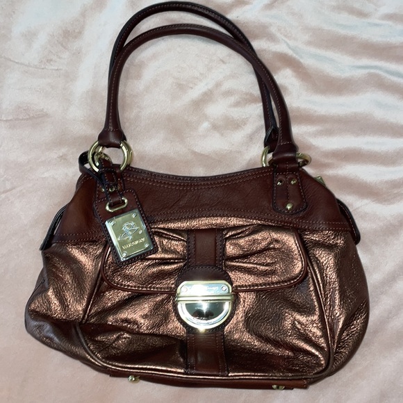 B Makowsky Cooper Shoulder Bag - Picture 1 of 9